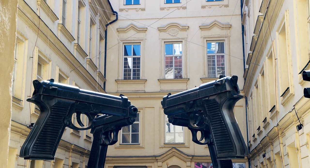 Arte Pistolas em Praga